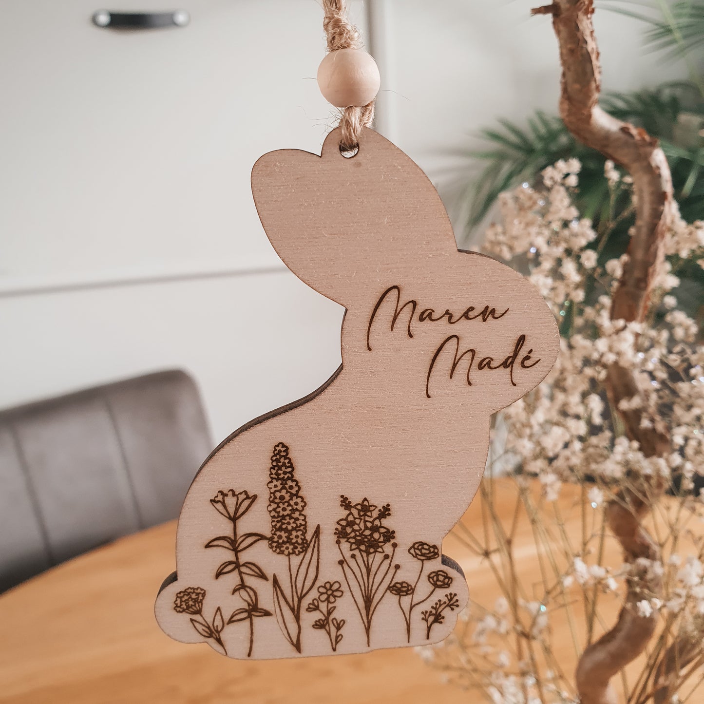 Paashanger met naam - Paashaas Wildflowers