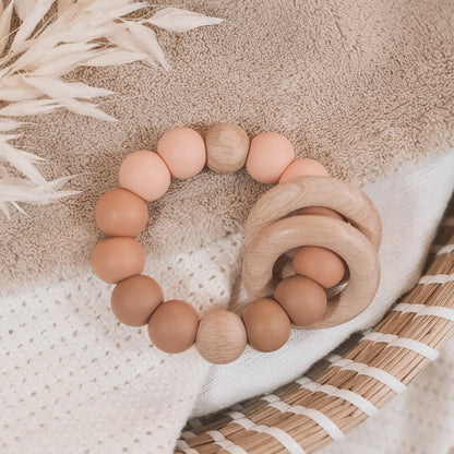 Siliconen bijtring ombre zalm met houten ringen